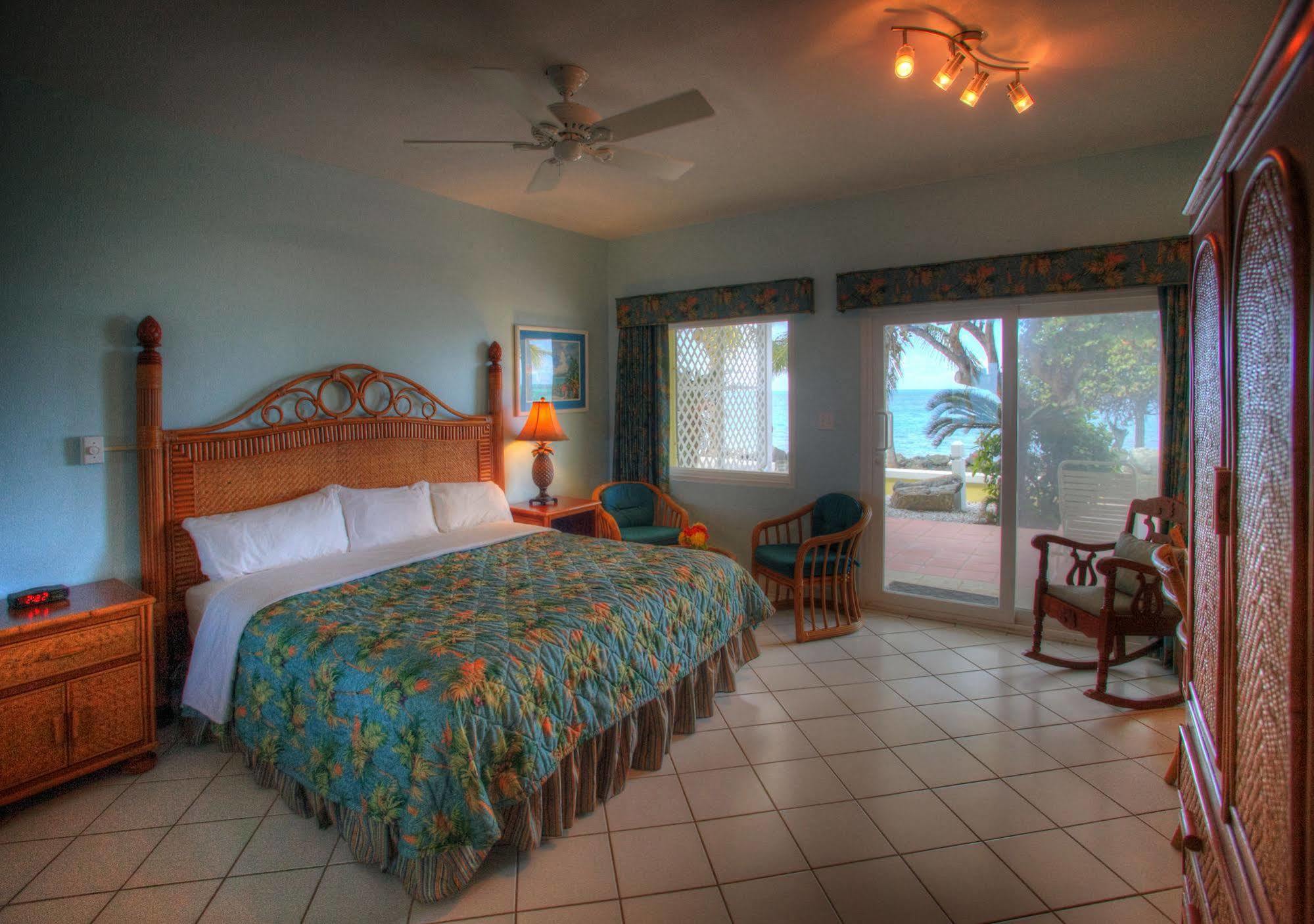 塔玛林德瑞夫滨海Spa度假酒店 Christiansted 外观 照片